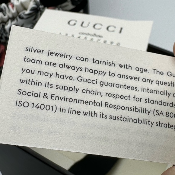 Gucci 925 Sterling Silver G Heart Charm Chain Link Bracelet NIB Made in Italy - Picture 8 of 9